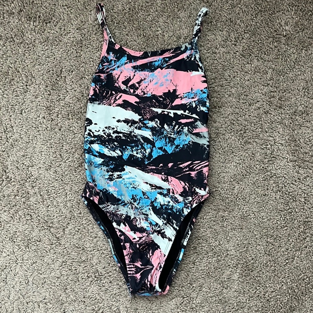 Jolyn Size 26 Printed Perry Fixed-Back Suit